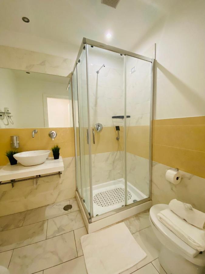 Deluxe Double Room,1152300060:JPEG